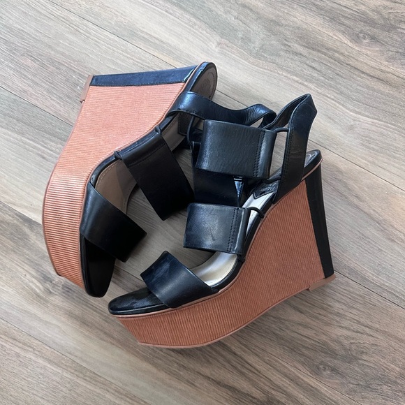 Vince Camuto - Platform Wedges - Size 7.5 - Picture 4 of 8